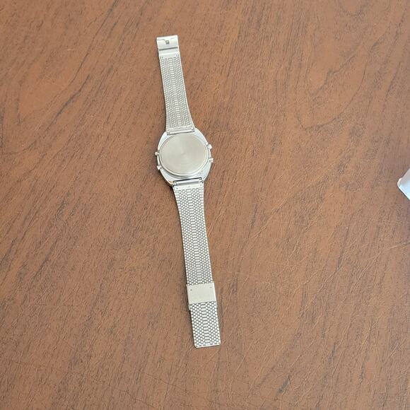 Micronta LCD Quartz Chronograph Digital Watch Vintage Radio Shack New - Picture 14 of 14